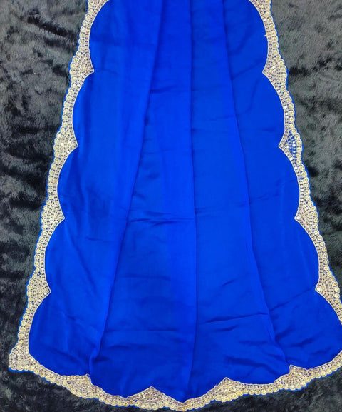 Stylish Golden Tissue Silk Saree with Rich Pallu & Trendy Lace Detailing