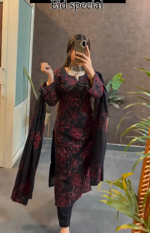 Floral Printed Neck Kurti With Trousers And Dupatta