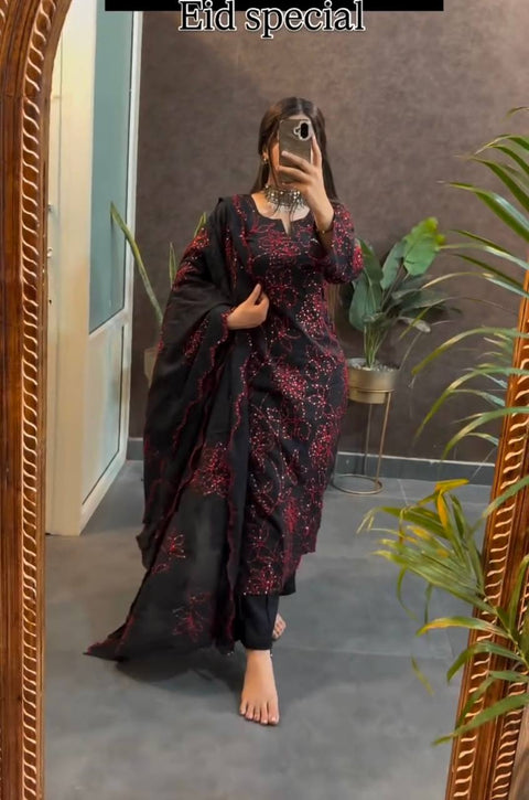 Floral Printed Neck Kurti With Trousers And Dupatta