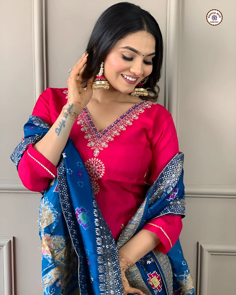 New Designer Party Wear Look Affordable Stylish Suit