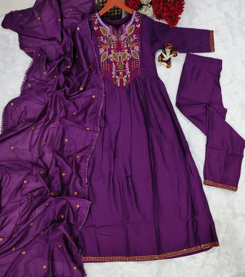 Viscose Chanderi Embroidered Kurti Set with Dupatta Festive Ethnic Wear Collection