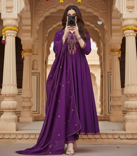 Viscose Chanderi Embroidered Kurti Set with Dupatta Festive Ethnic Wear Collection