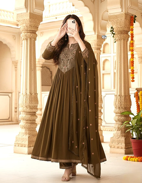 Viscose Chanderi Embroidered Kurti Set with Dupatta Festive Ethnic Wear Collection