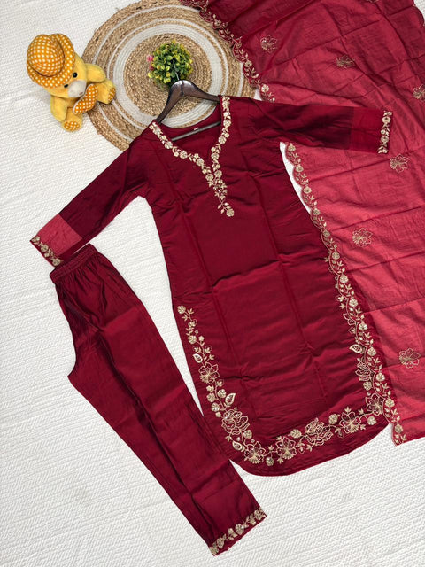 Women's Embroidered Roman Silk Suit Set with Organza Dupatta