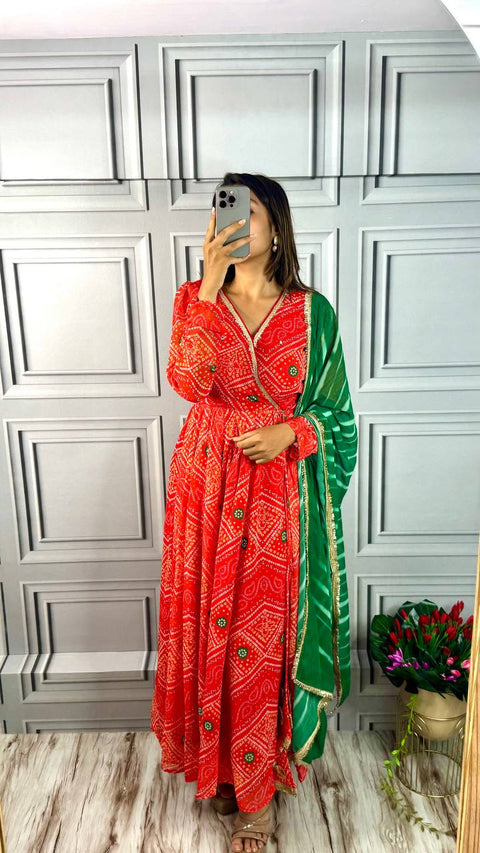 Presenting Beautiful Heavy Fox Digital Printed Georgette Fabric designer
