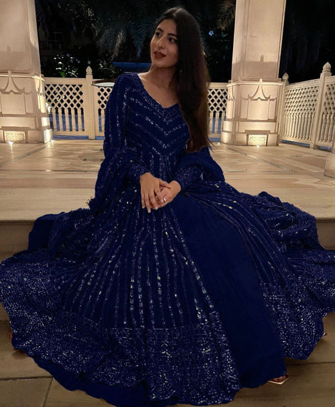 Top Lehenga With Dupatta