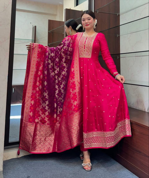 NEW Arrival Anarkali Flared Kurti Pant Dupatta Set