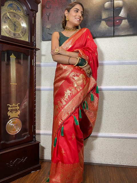 New beautiful saree is elegantly decorated with gorgeous Solid Jacquard Banarasi Soft Silk Saree