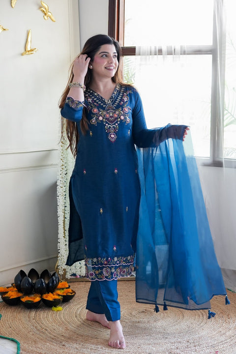 New Women Silk Kurta Pant Dupatta Set