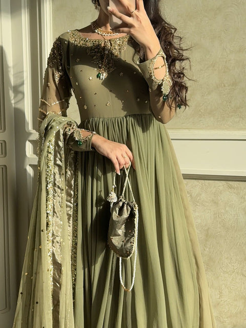 New Launching Heavy Designer Party Wear Look Gown