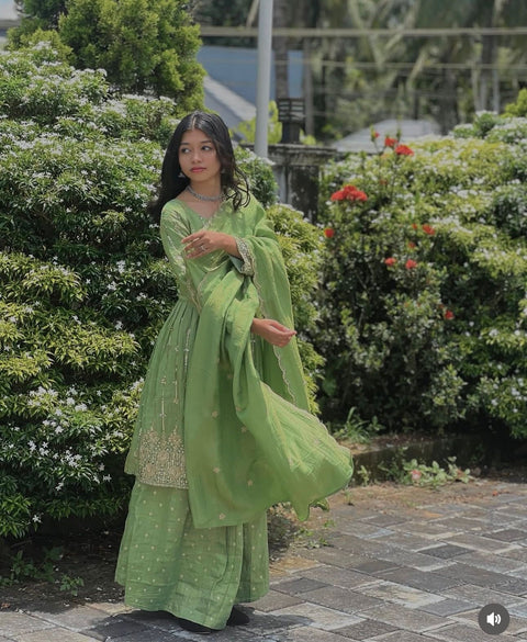 New Cinon SilkLook DesignReddy To WearKediya&Sarara&dupatta
