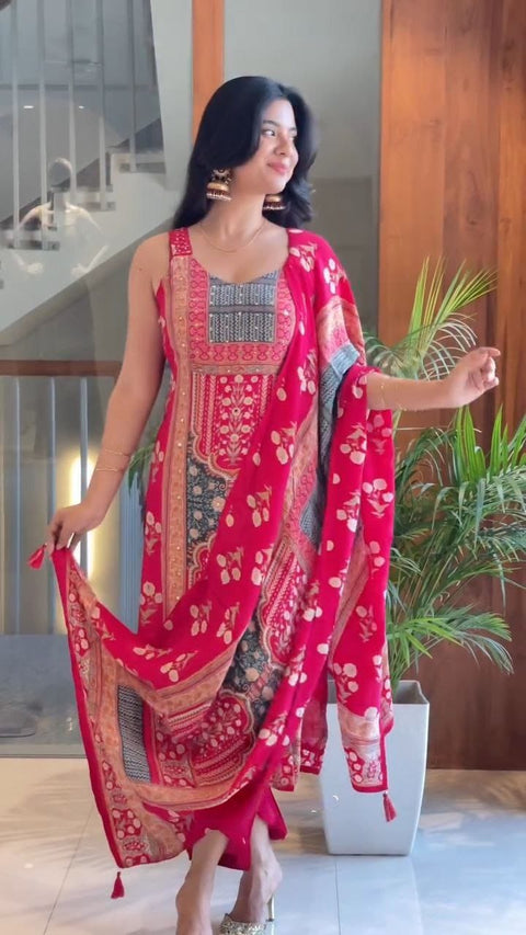 New Beautiful maslin with original MIRROR workstraight-cut Kurti