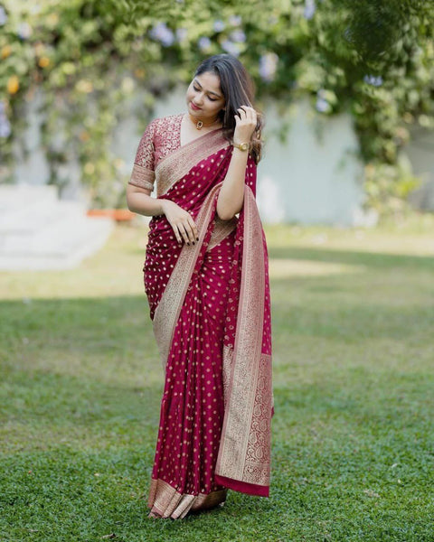 New Lounching Beautiful Art Silk Jacquard Border Saree