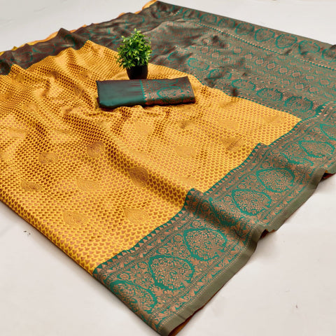 New Beautiful Art Silk Jacquard Border Saree With Unstitched Running Blouse For Women Wedding Wear Party