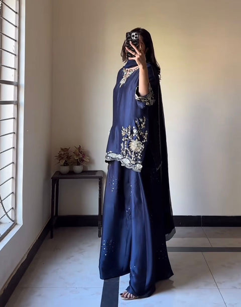 New premium Heavy Natural Crep Silk Heavy Bids Hand Work Embroidery Sequence Work Dress