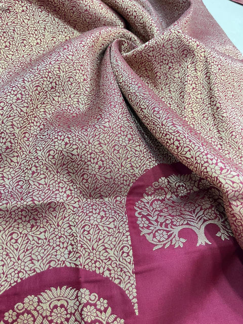 New Beautifulhand zari wiving Jequard pure Banarasi Suit Set