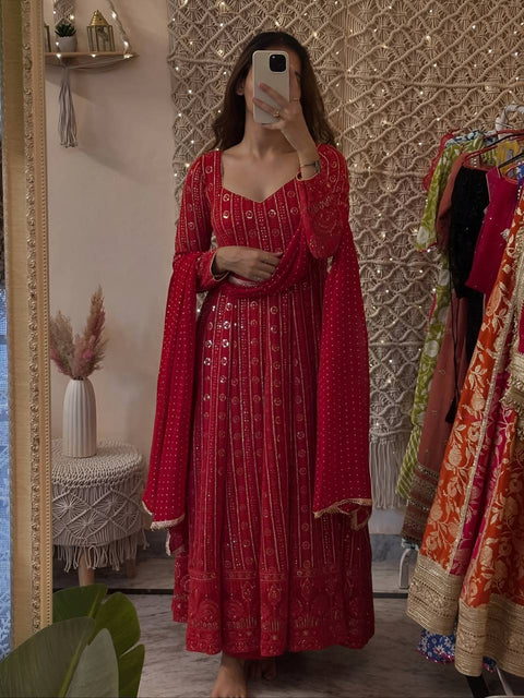 New Lakhnavi Embroidered Work Anarkali Suit Set  SET