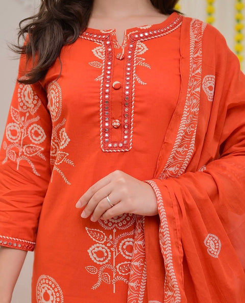 New Beautiful Heavy quality cotton Fabric designer festive wear straight style kurti with pattern pant