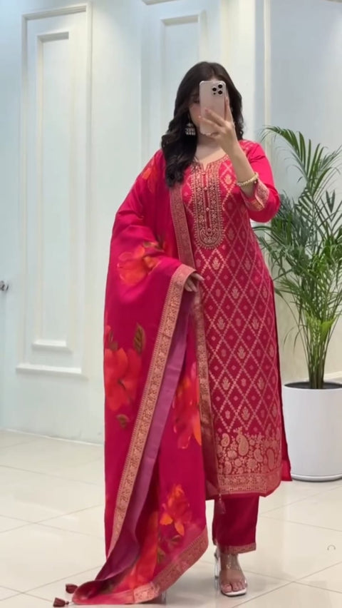 New Beautiful Banarasi  Silks SuitKURTI PENT DUPPTA FULL SET