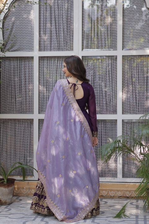 New PREMIUM DESIGNER READYMADE GOWN
