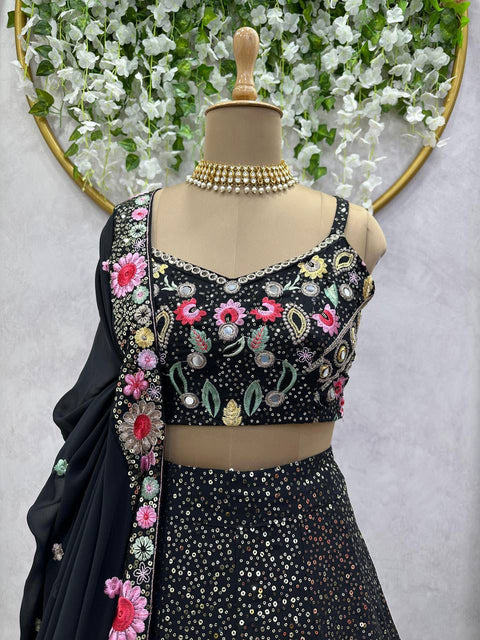 New Lunch Hevay Boutiq Collection
Lehenga choli