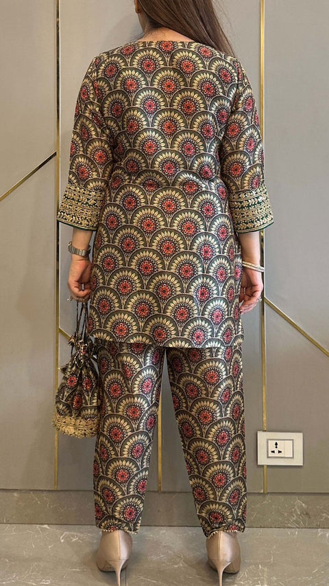 NEW SUPERHIT TRENDING FESTIVE COLLECTION CO-ORD SET