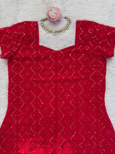 New Crafted in Classy Tones with Premium Fabric & Detailing kurti with duppta