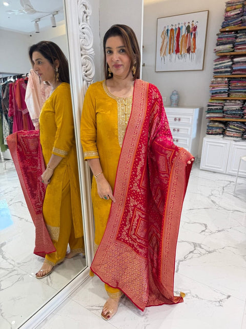New  Designer Pure Banarasi Jequard Wiving Top With Pent & Dupatta Set