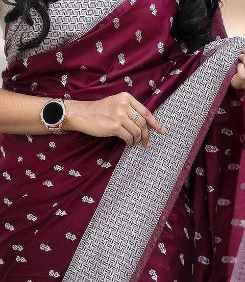 New gorgeous Solid Jacquard weave  perfect look Banarasi Soft Silk Saree