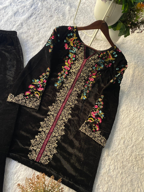 New WINTER SEASON IN VELVET DESIGNER WEAR CO-ORD SET