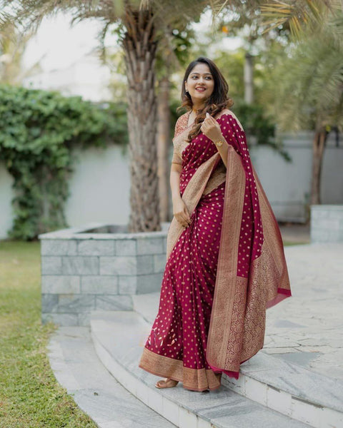 New Lounching Beautiful Art Silk Jacquard Border Saree