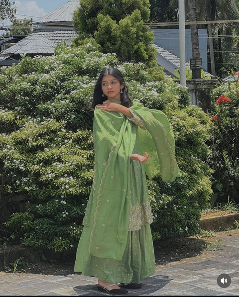 New Cinon SilkLook DesignReddy To WearKediya&Sarara&dupatta