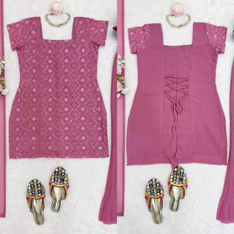 New Crafted in Classy Tones with Premium Fabric & Detailing kurti with duppta