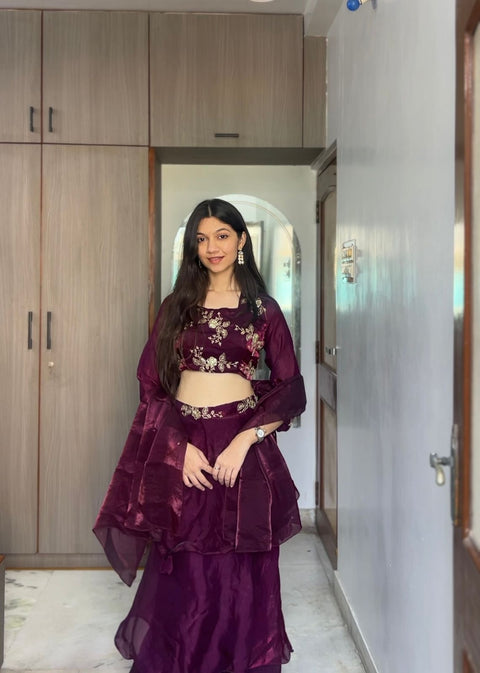 New Beautiful Heavy quality Frenddy Fabric designer festive wear Lehenga