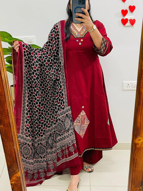 New Beautiful MUSLIN RAYON SLUB PAIR OF TOP-BOTTOM & DUPATTA