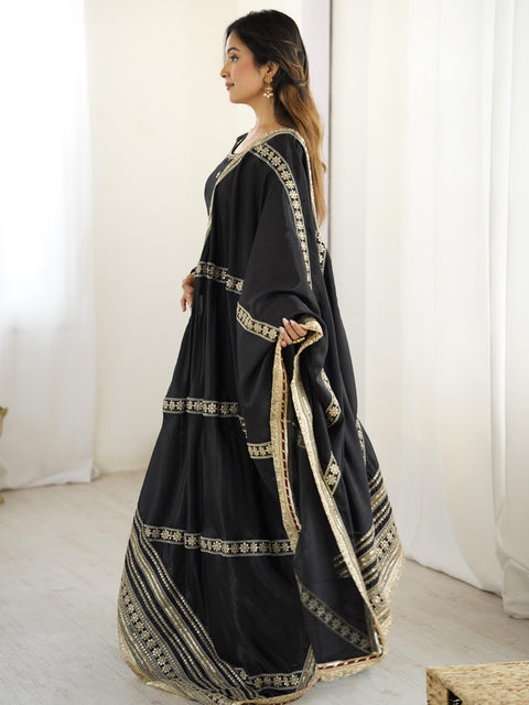 New Chinon SilkThred with Sequnce work Gown