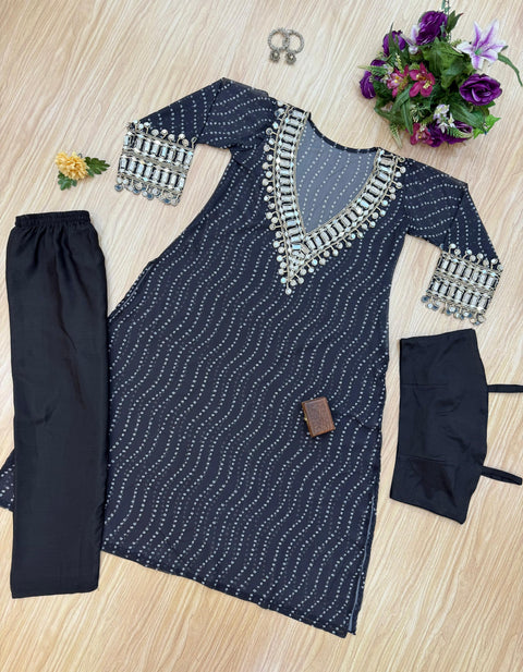 NEW SUPERHIT TRENDING KURTI, PENT & BLOUSE ON CHINON FABRIC WITH DIGITAL PRINT AND REAL MIRROR HAND WORK