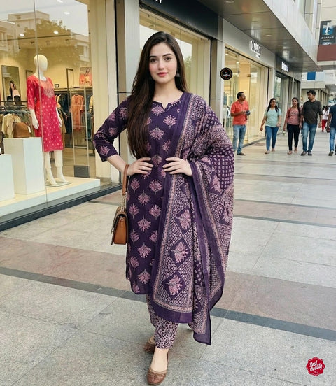 New Arrival Exclusive Fastival Cotton kurti set