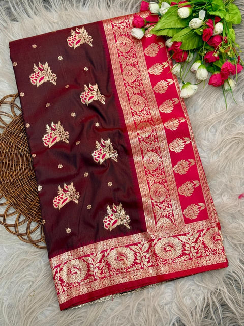 New golden designs and soft tassels Elegant Banarasi Saree