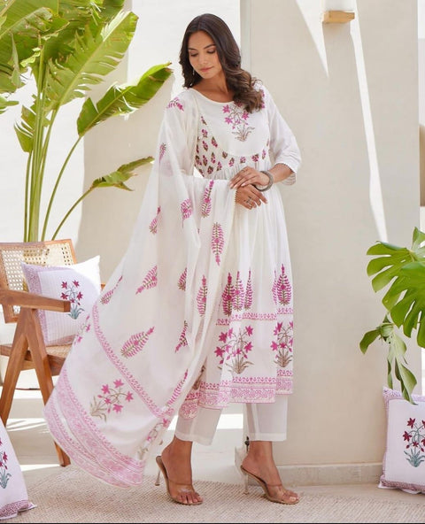 NEW ARRIVAL CHANDERI SILK KURTI WITH PANT WITH DUPPATA