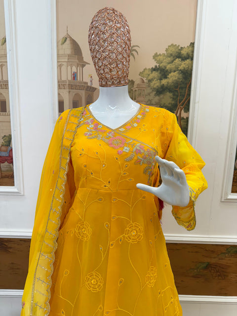 New FESTIVAL SPECIAL EMBROIDERED GOWN WITH DUPATTA & PENT3 PIECE EMBROIDERED GOWN