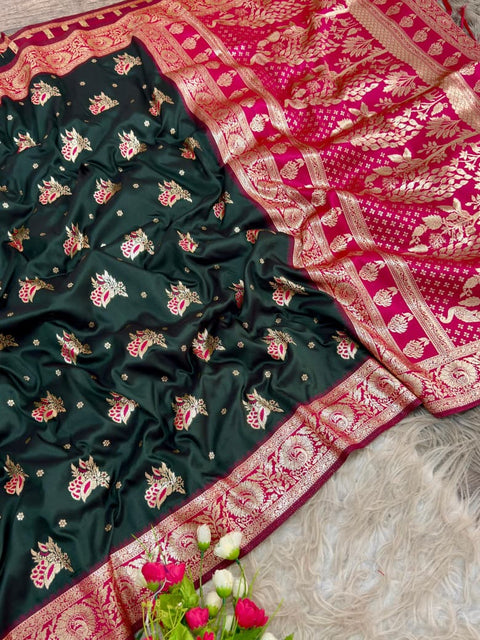 New golden designs and soft tassels Elegant Banarasi Saree