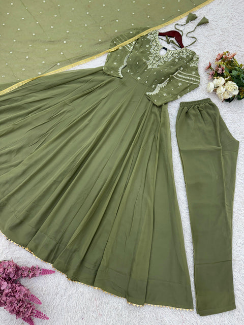 New Launching Heavy Designer Party Wear Look Gown