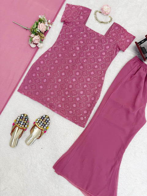 New Crafted in Classy Tones with Premium Fabric & Detailing kurti with duppta