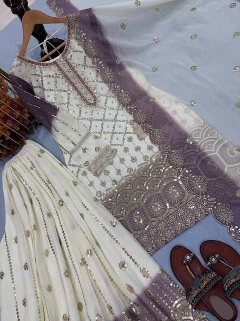 New  Designer Party Wear Look Pur Heavy Dual Tone Peding Star Georgette Top Plazzo & Dupatta Set