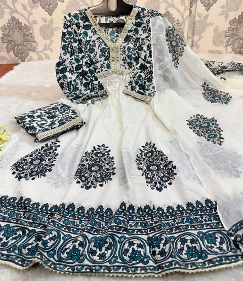 New Stylish Alia Cotton Flair kurti with pant and malmal dupatta