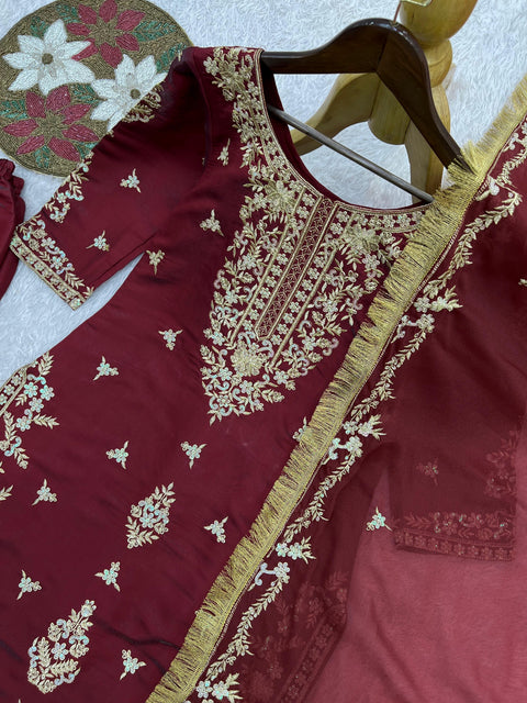 New BEAUTIFUL EMBROIDERY SEQUENCE WORKPRESENTING 3 PIECE STYLISH KURTI, PLAZOO AND DUPATTA