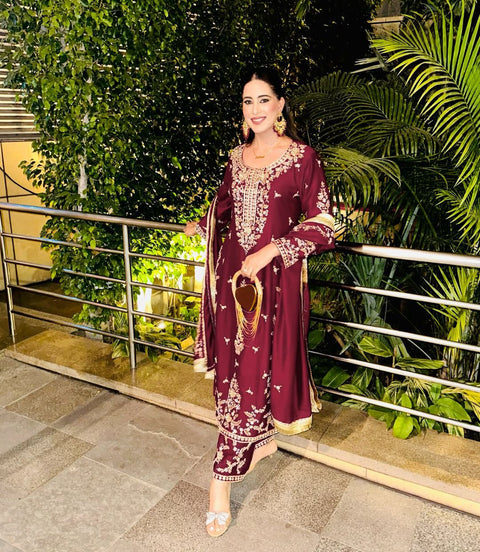 New BEAUTIFUL EMBROIDERY SEQUENCE WORKPRESENTING 3 PIECE STYLISH KURTI, PLAZOO AND DUPATTA