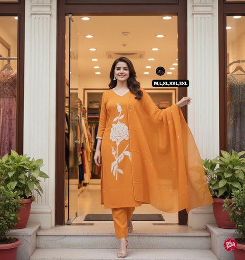 New kurta set with Cotton Pant & Malmal Dupatta with tier pattern
