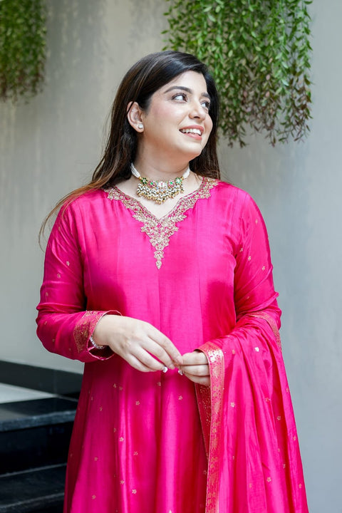 NEW ARRIVALSbeautiful hand-worked neckline & Banarasi zariAnarkali style